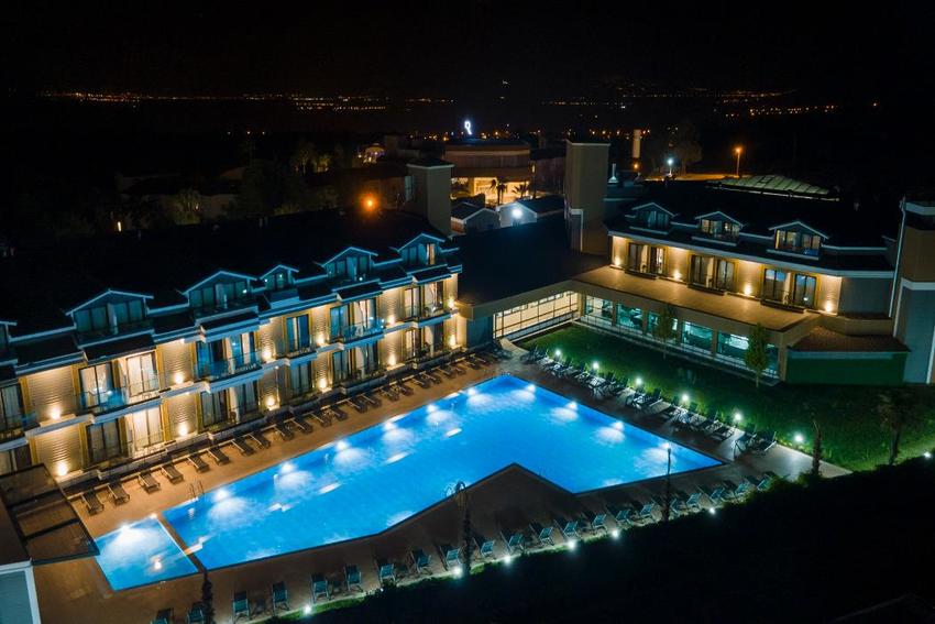Ramada Resort By Wyndham Pamukkale Thermal Hotel