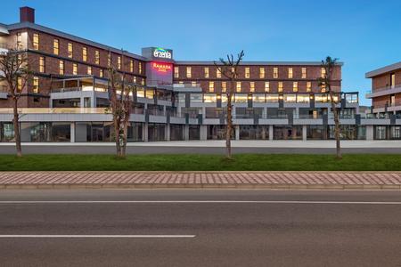 Ramada Plaza By Wyndham Batman
