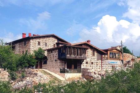 Ayşenaz Hanım Konağı