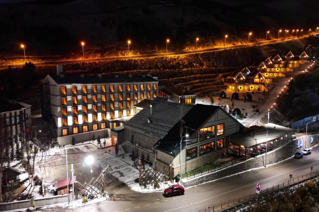 Snowdora Ski Resort Hotels