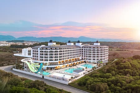 Side Moon Palace Hotel