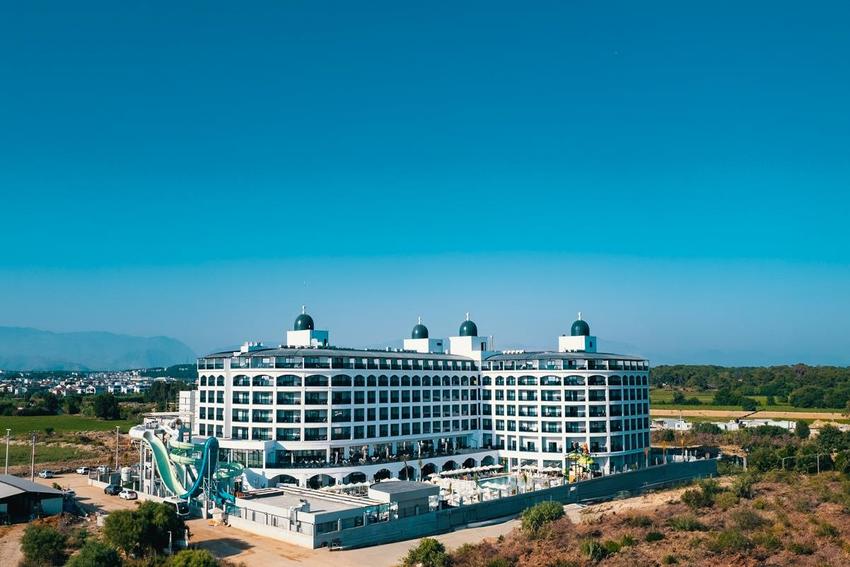 Side Moon Palace Hotel