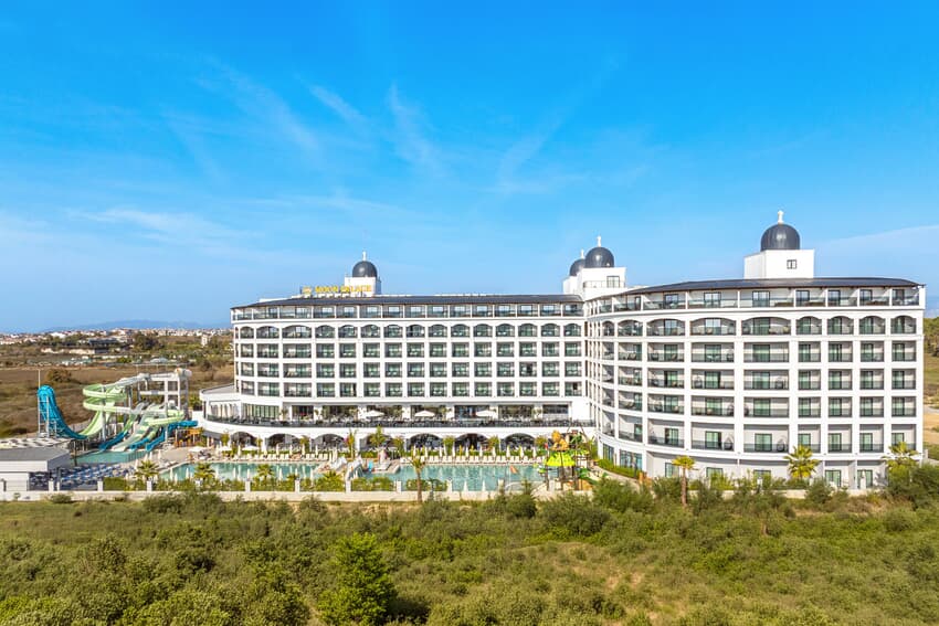 Side Moon Palace Hotel