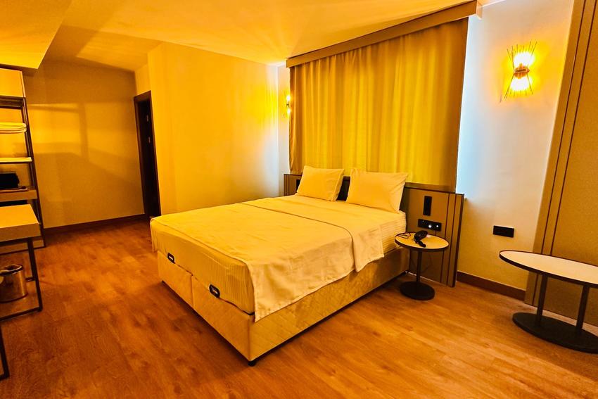 Nice Royal City Otel