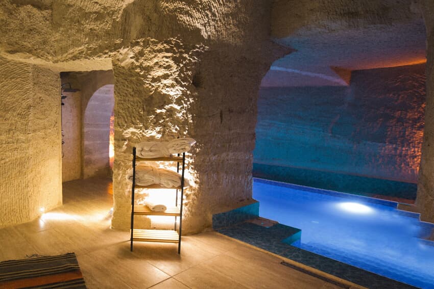 My Cave Suites