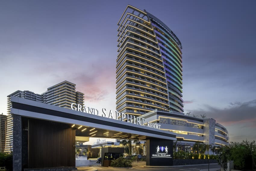 Grand Sapphire Resort Casino