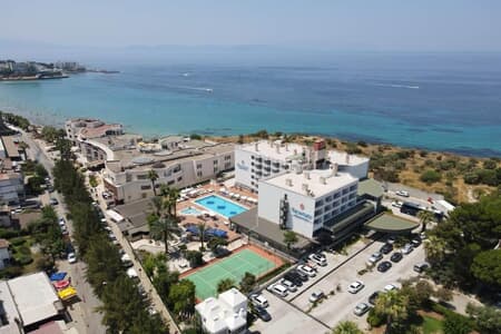 Ada Newday Resort Hotel