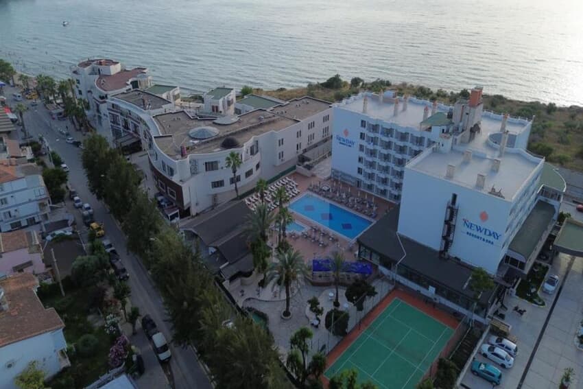 Ada Newday Resort Hotel