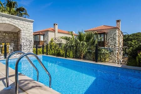 Fedora Alaçatı Fedora Alaçatı