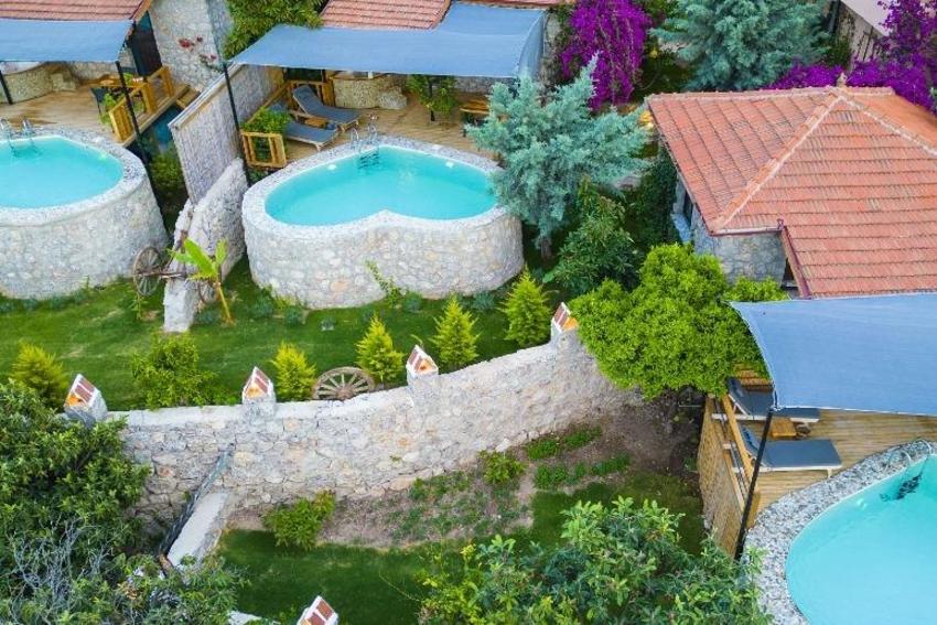 Faralya Yörük Evi +18