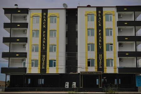 Black Pearly Hotel