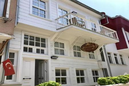 White Island Boutique Hotel