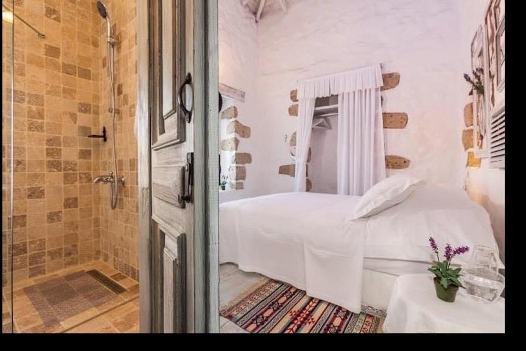 Yukarı Sokak Otel Alaçatı