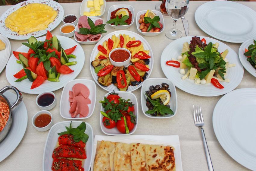 Sinopsis Resort Otel