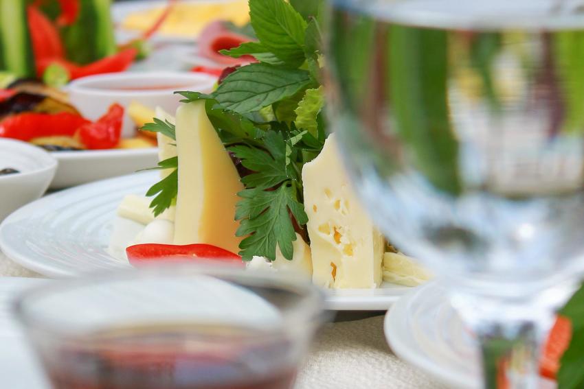 Sinopsis Resort Otel