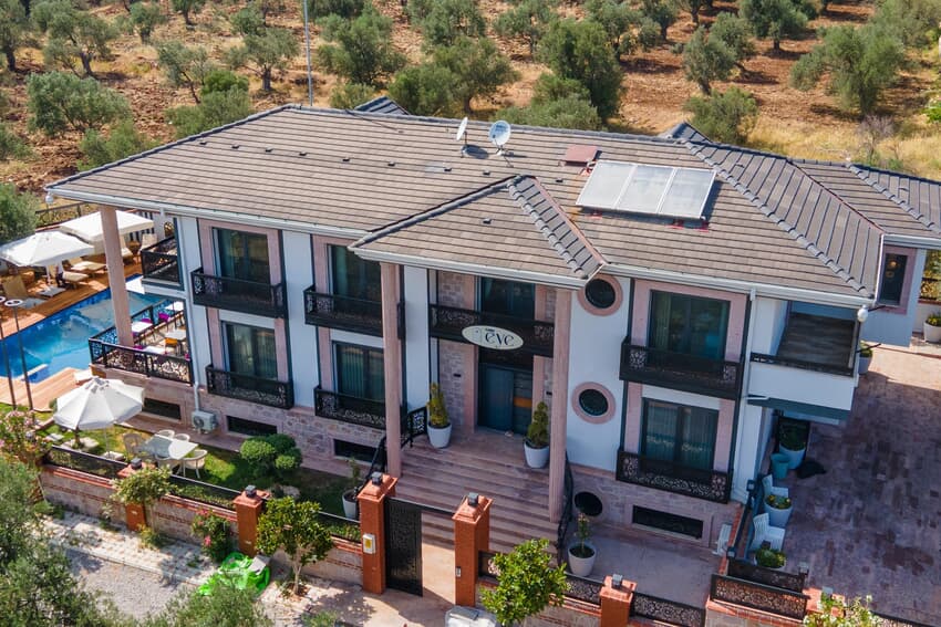 Cunda Eye (Adults 16 Only)