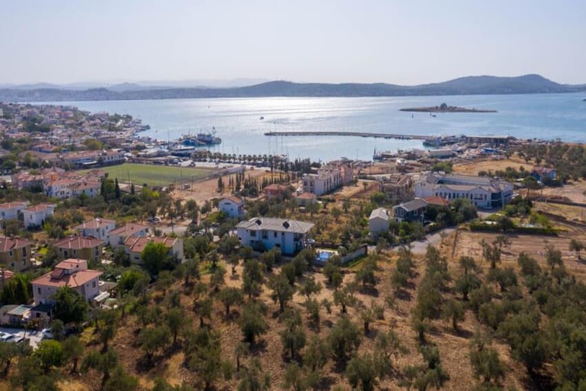 Cunda Eye (Adults 16 Only)