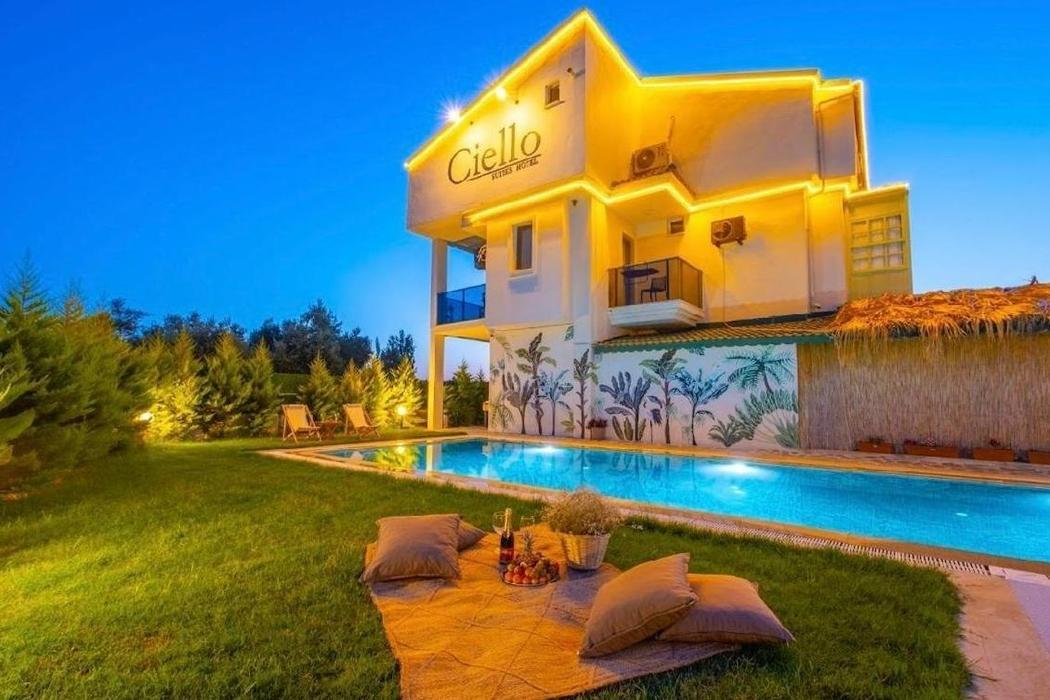 Ciello Suites