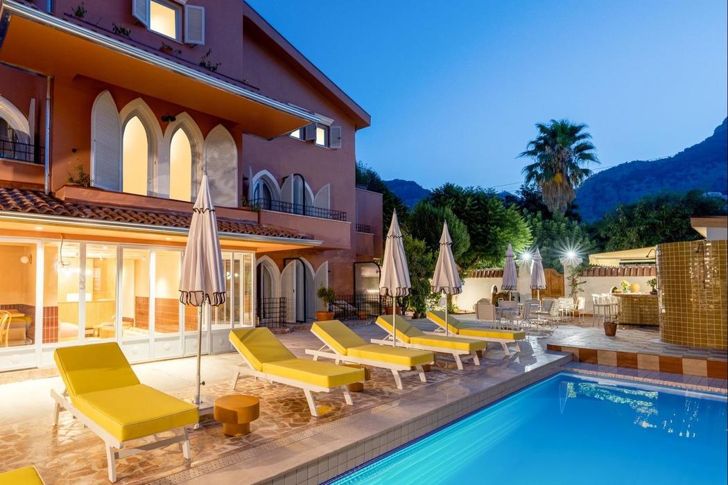 Yonca Anjelika Hotel