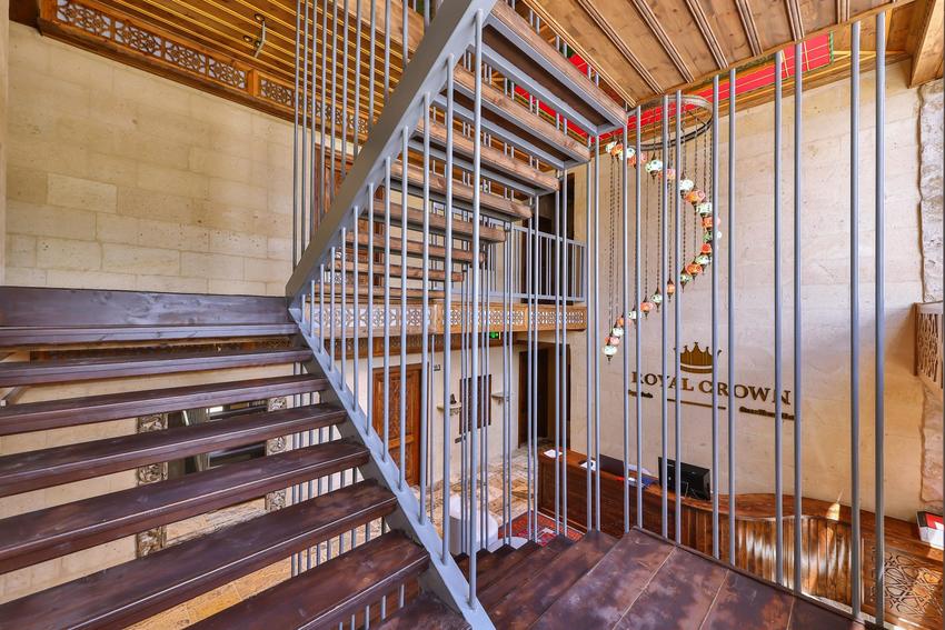 Noble Crown Stone House