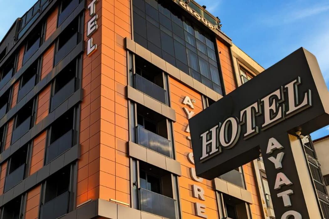 Ayatoure Hotel