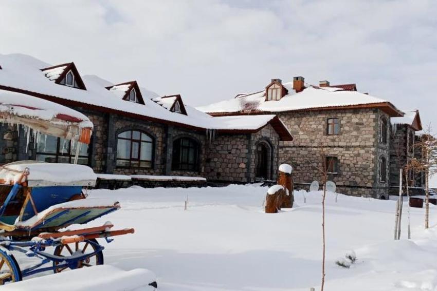 Çıldır Gölü Konağı