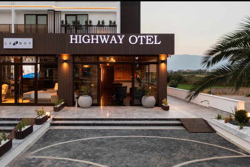 E87 Highway Otel