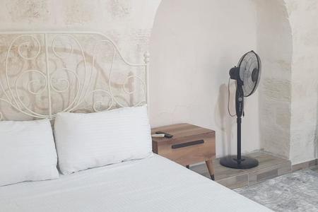 Tarihi Midyat Acar Konağı