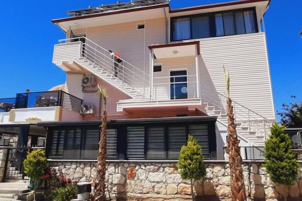 Taş Hotel