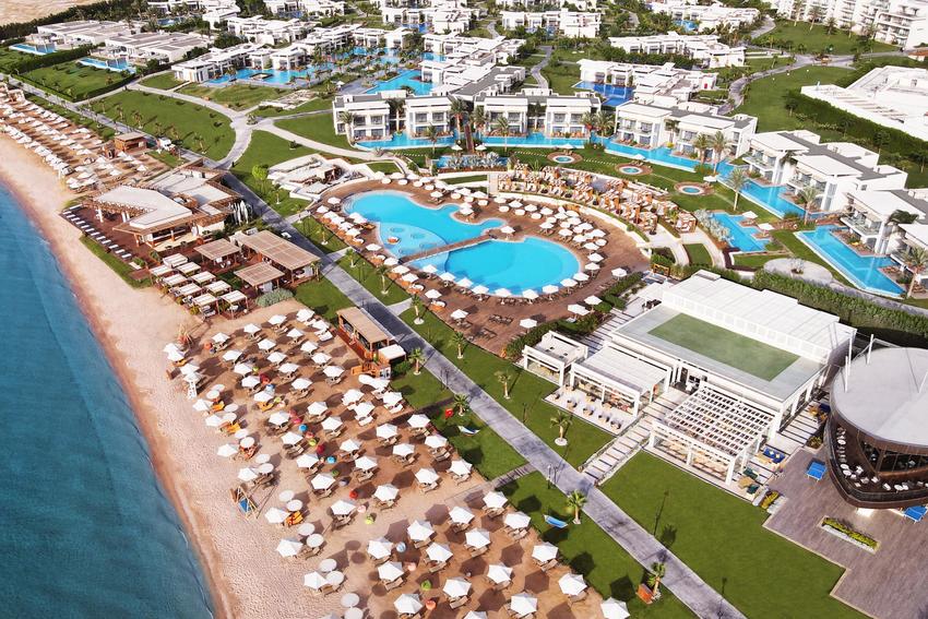 Rixos Premium Magawish Suites Villas