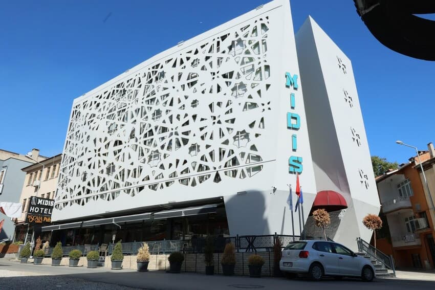 Midis Otel