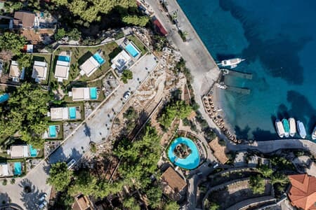 Z-villas Beach Hotel