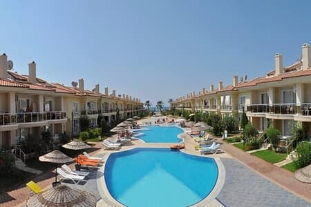 Sunset Beach Club Lebrentals