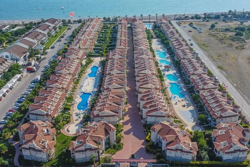 Sunset Beach Club Lebrentals