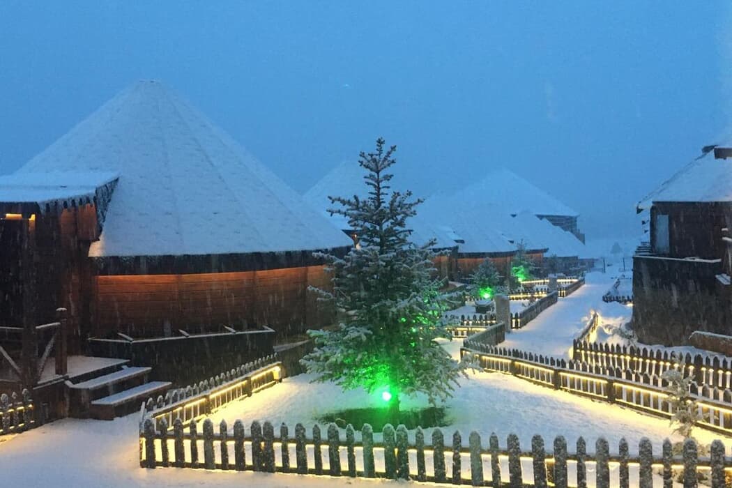 By Life Resorts By Life Resorts