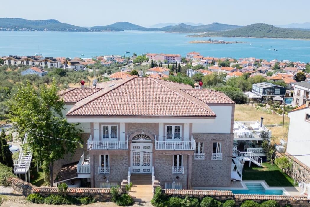 Cunda Piano Otel +13 Yetişkin Oteli Cunda Piano Otel +13 Yetişkin Oteli
