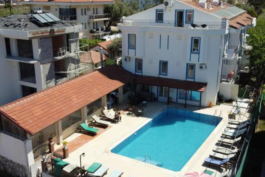 California Apart Hotel