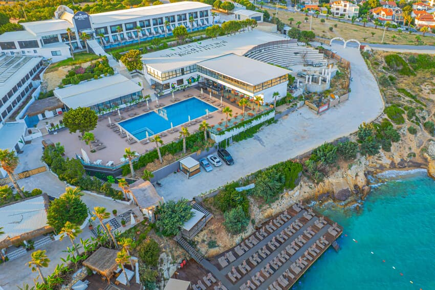 Enki Spinoza Thermal Resort Hotel