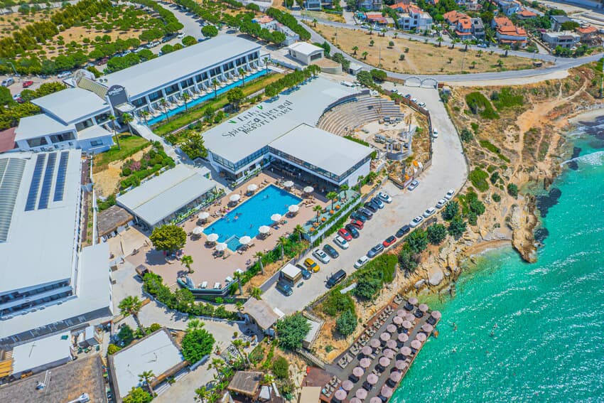 Enki Spinoza Thermal Resort Hotel