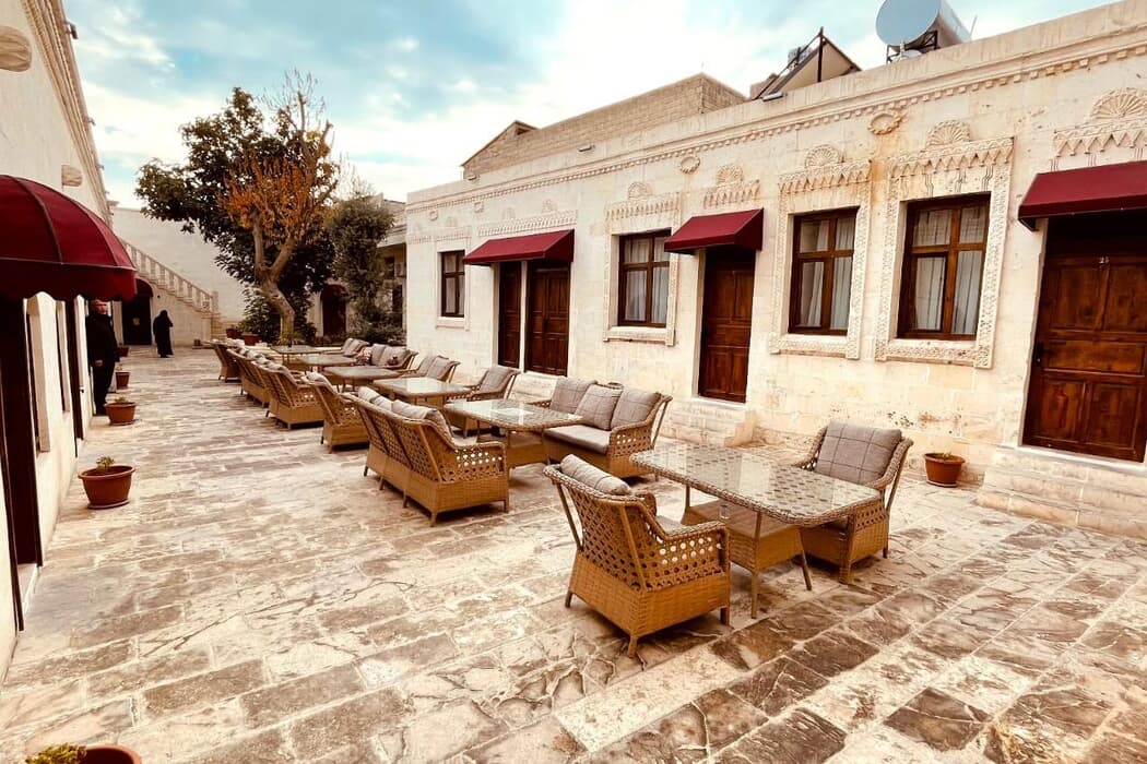 Aslan Guest House