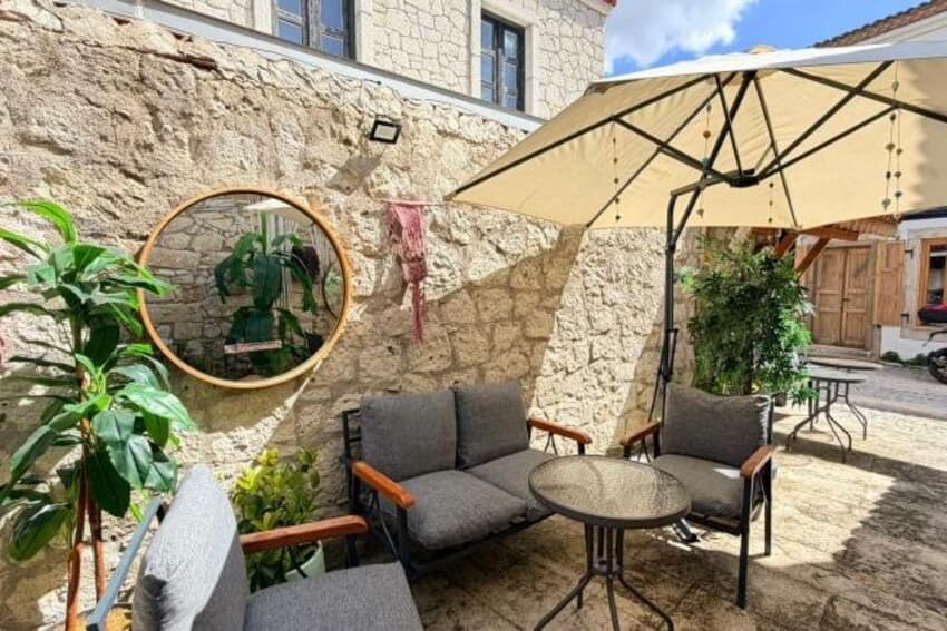 Baba Evi Alaçatı