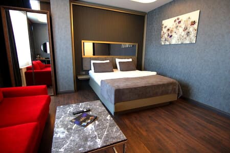 216 Eagle Palace