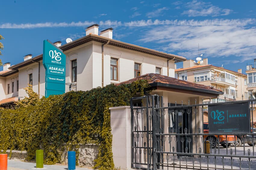 Ve Hotels Adakale