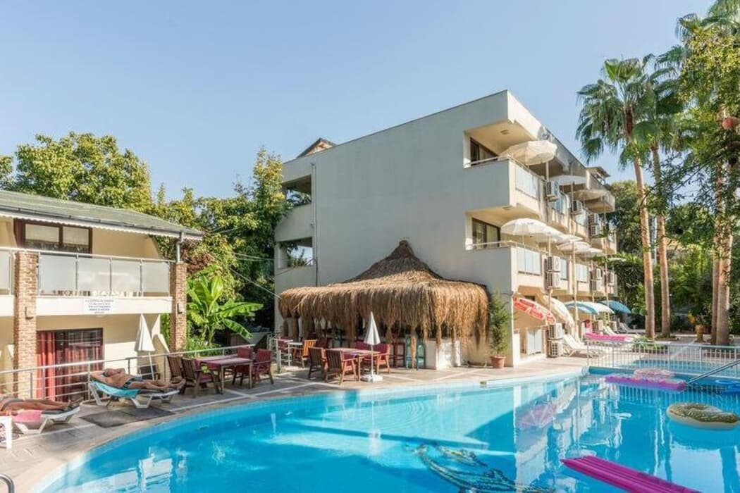 Tropic Hotel Tropic Hotel