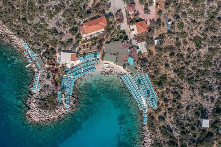 Blanca Beach Hotel