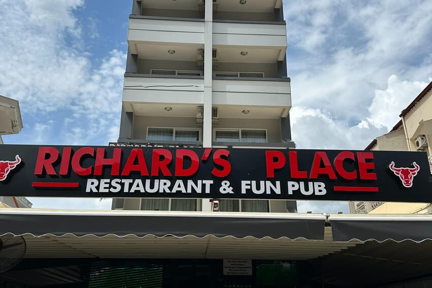 Richard Place Apart Otel