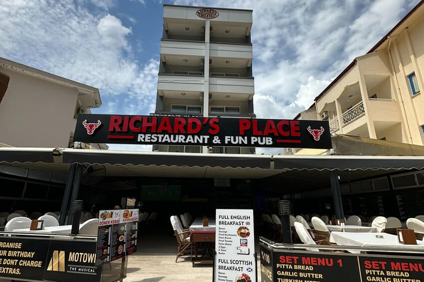 Richard Place Apart Otel