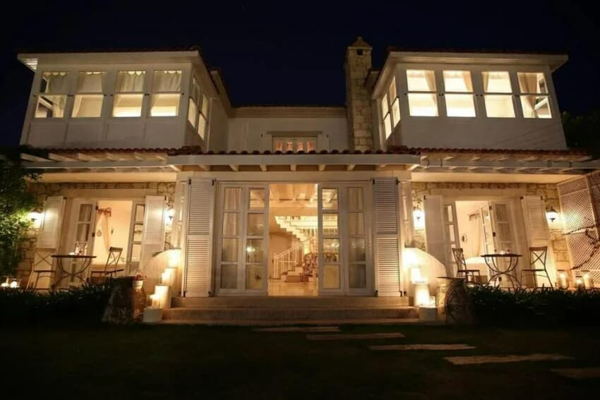 Pera Alaçatı (+12)