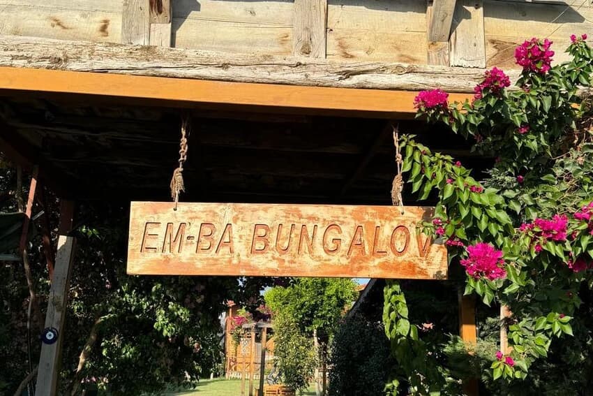 Em-ba Bungalov