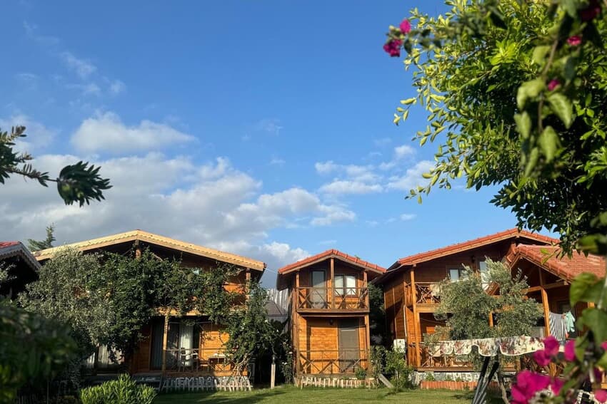 Em-ba Bungalov